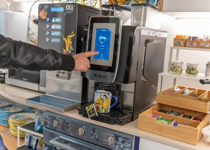 B&B Sorrento Central 住宿加早餐酒店 4*