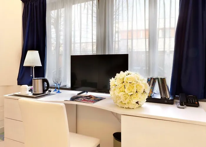 לינה וארוחת בוקר B&B Sorrento Central 4*