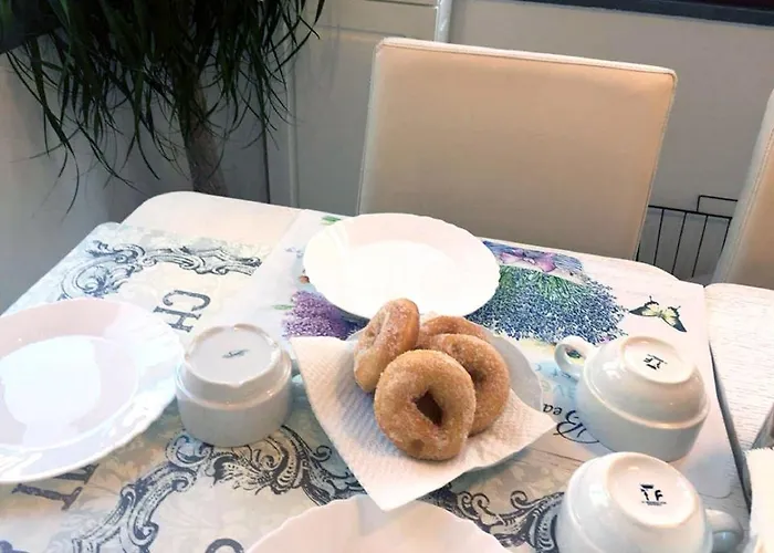 B&B Sorrento Central 住宿加早餐酒店 4*