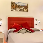 Frühstückspension B&B Sorrento Central 4*